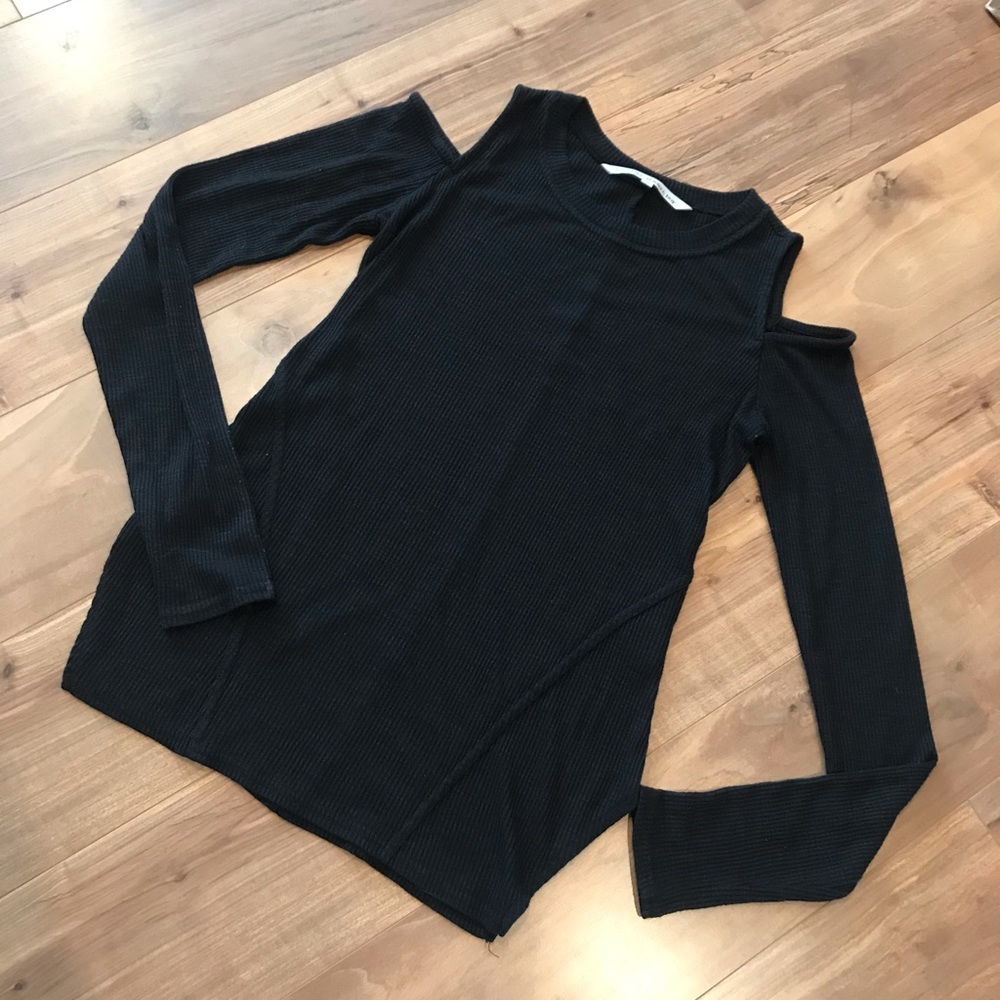 RACHEL rachel Roy cold shoulder shirt